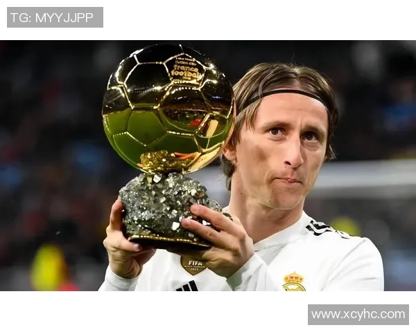 全球72位足球巨星聚集，带你领略足坛传奇与未来之星的精彩对决